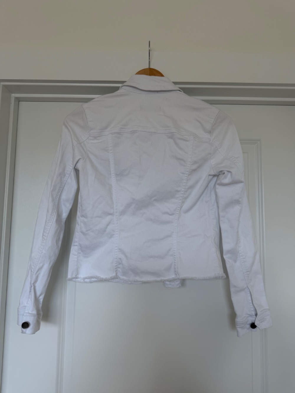 KUT From The Kloth White Cropped Denim Jacket Raw Hem XS - Picture 4 of 4
